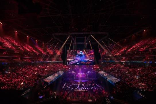 完美世界CS与DOTA2闪耀世界东方九游会J9入口上海：中国的电竞福地！(图5)