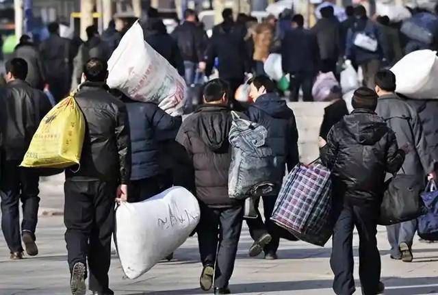 休克、邓丽君去世中国在破局中奔跑j9国际站WTO成立那年：俄罗斯(图5)